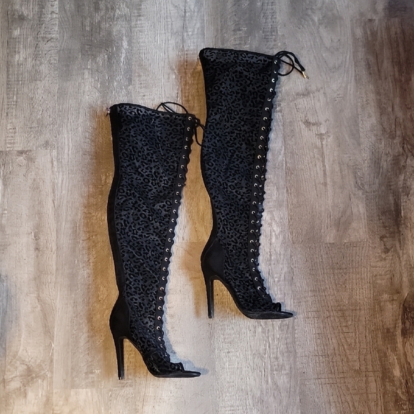 Shoe Dazzle Size 10 Black Lace-Up Over-the-Knee Boots - Picture 1 of 7